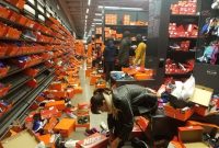 Retail Layoffs and the Shopping Market Impact